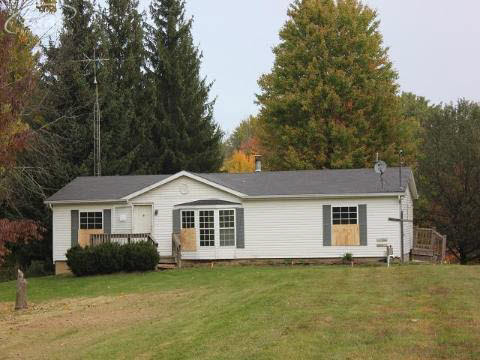 7379 Lehring Road Bancroft, MI 48414 - Photo 1 of 20 20152582.JPG