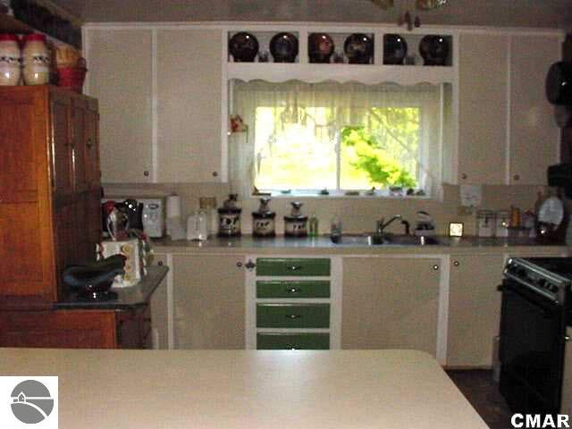 5234 Northwest County Line Road Remus, MI 49340 - Photo 10 of 16 1772174-9.JPG