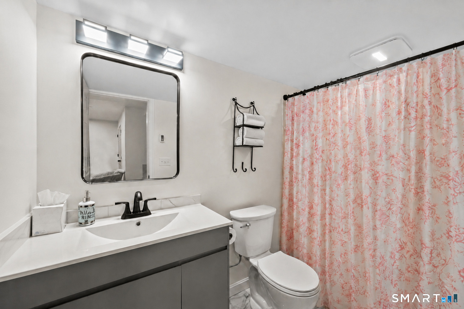 207 Great Pond Road Simsbury, CT 06070 - Photo 33 of 40