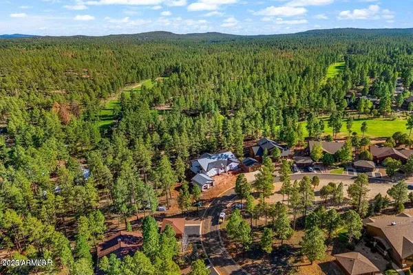 $600,000 | 2701 West Villa Loop, Show Low, AZ 85901