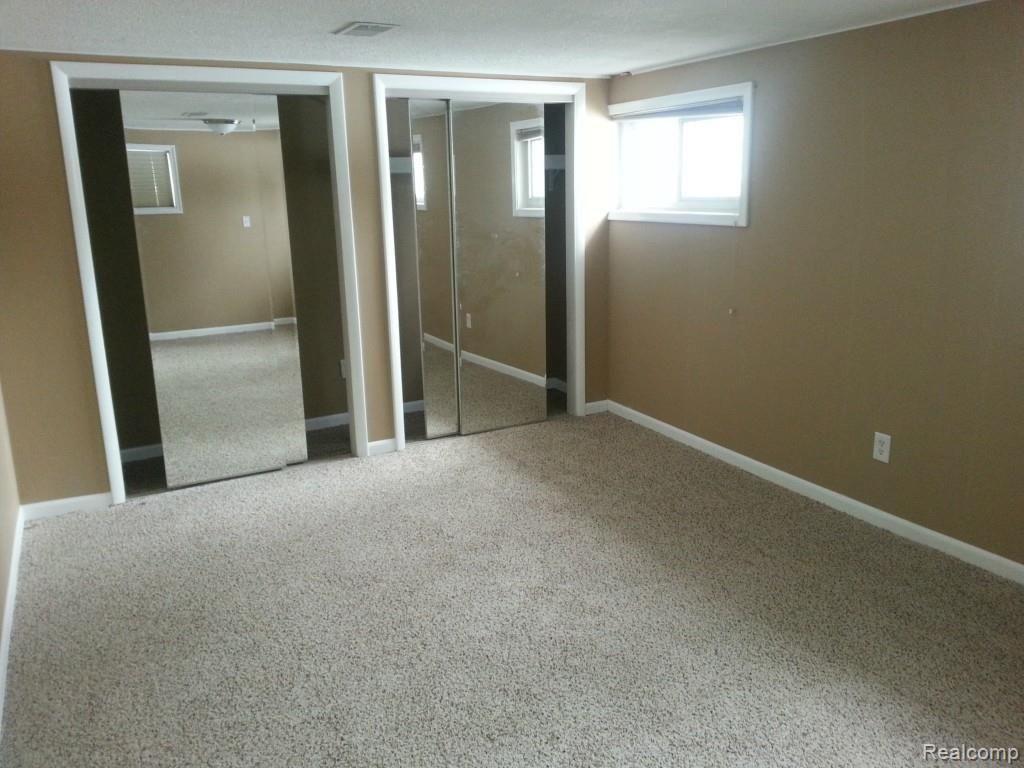 43930 Robson Road Belleville, MI 48111 - Photo 17 of 22 Master Bed 4-15-14.jpg
