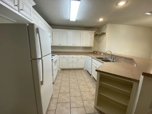 $1,275 | 3211 110th Street, Unit A, Lubbock, TX 79423