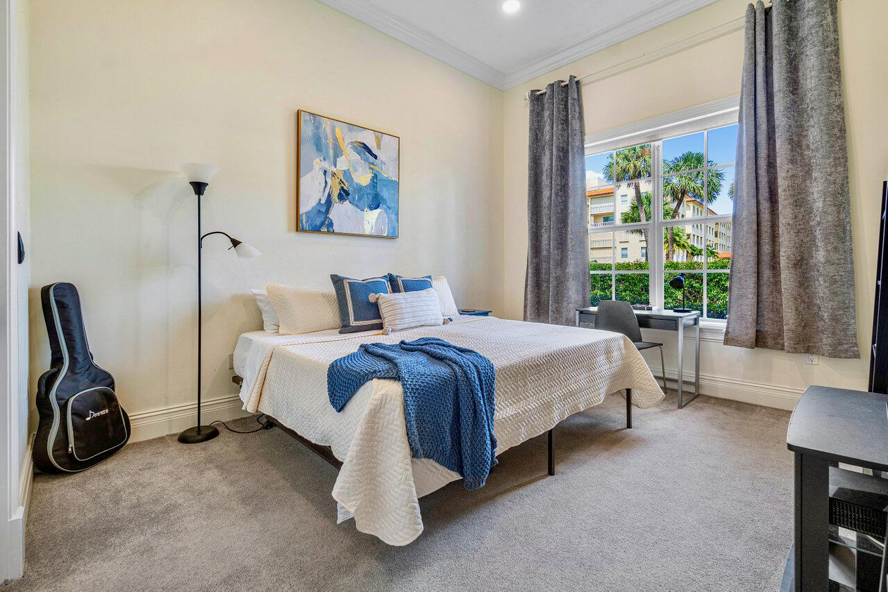 1191 Banyan Road Boca Raton, FL 33432 - Photo 30 of 54 029-1191BanyanRoad-BocaRaton-FL-33432-SM