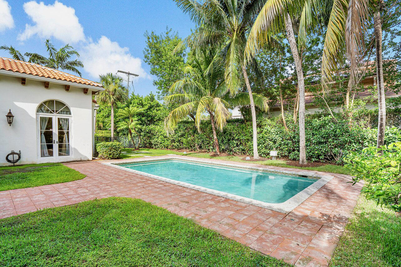1191 Banyan Road Boca Raton, FL 33432 - Photo 41 of 54 046-1191BanyanRoad-BocaRaton-FL-33432-SM
