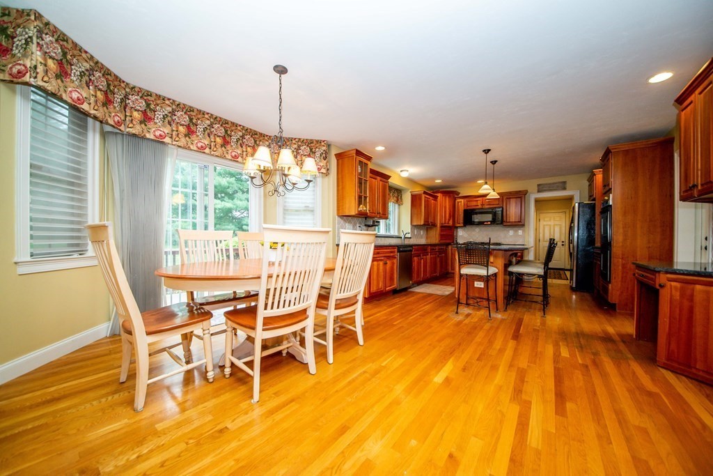 14 Longwalk Road Franklin, MA 02038 - Photo 12 of 42 Gallery Image 12