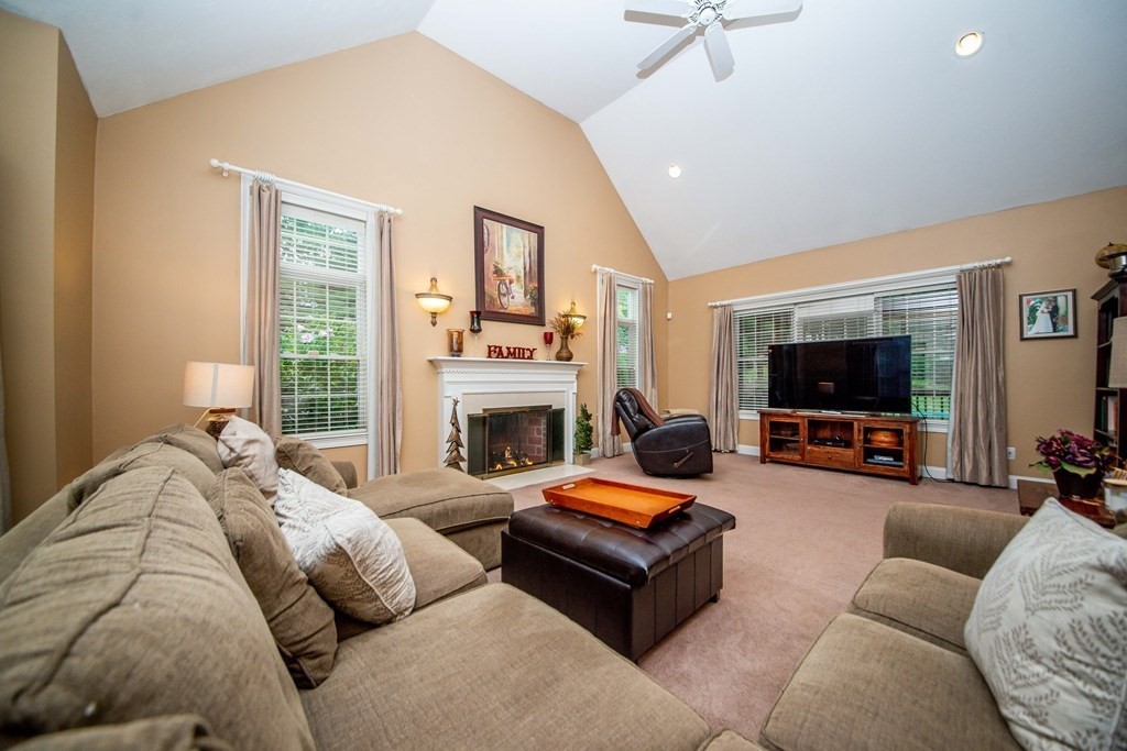 14 Longwalk Road Franklin, MA 02038 - Photo 14 of 42 Gallery Image 14