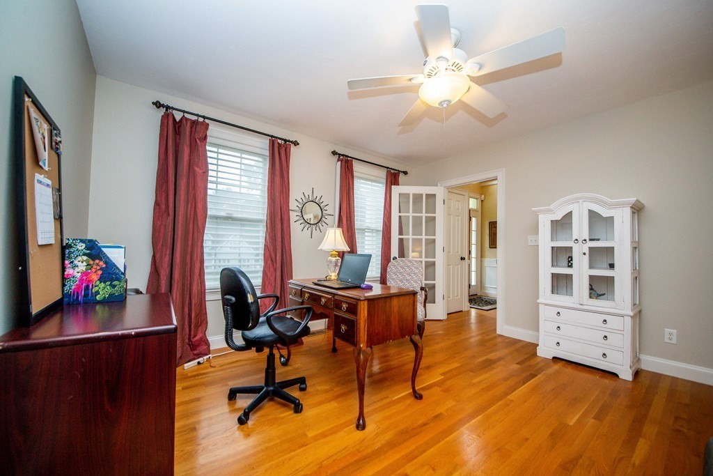 14 Longwalk Road Franklin, MA 02038 - Photo 17 of 42 Gallery Image 17