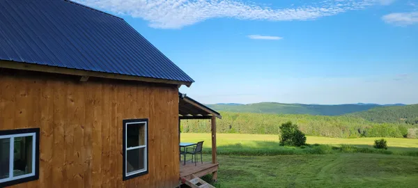 $230,000 | 220 Creampoke Road, Stewartstown, NH 03576