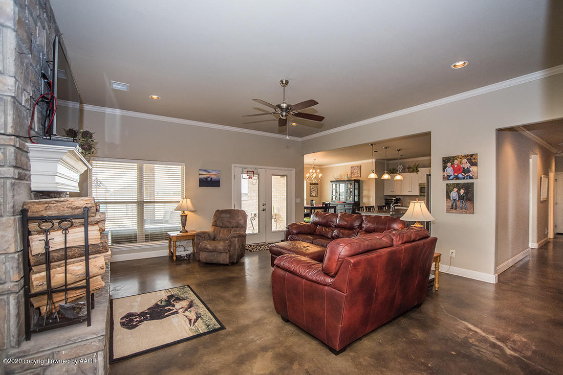 4850 South Blessen Road Amarillo, TX 79119 - Photo 4 of 31 JKS_0970