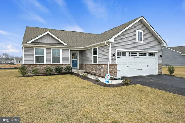$445,000 | 302 Alezach Drive, Dover, DE 19901