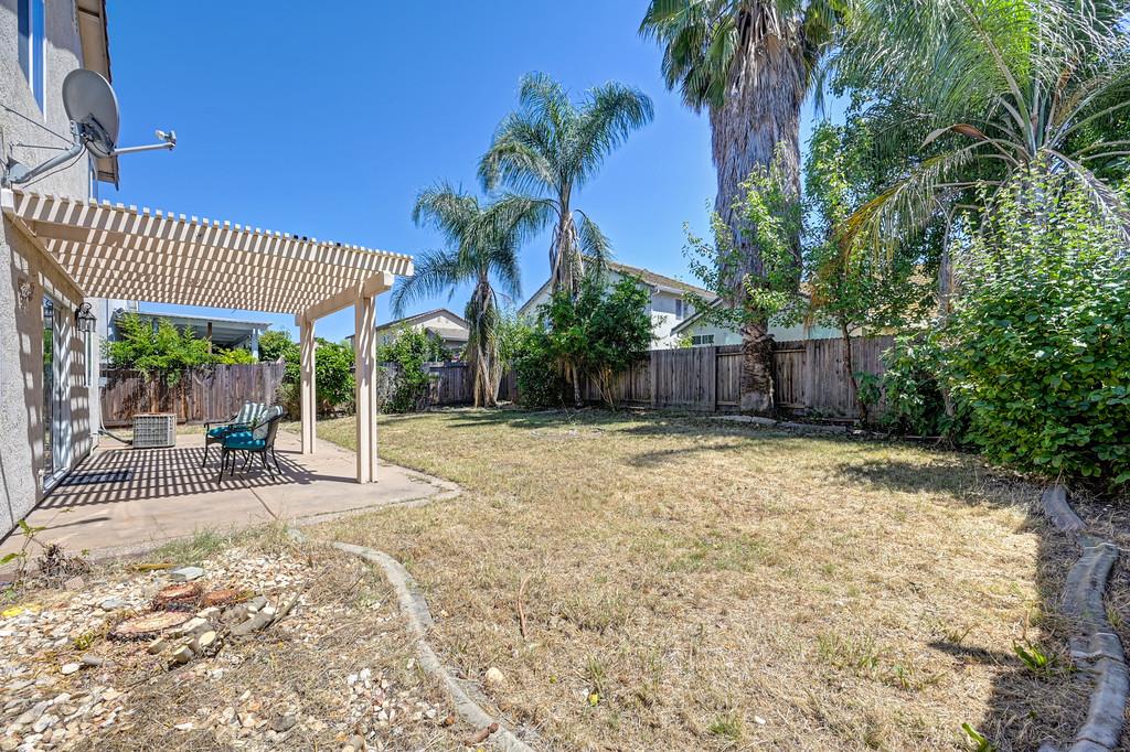 7828 Calzada Way Elk Grove, CA 95758 - Photo 54 of 58