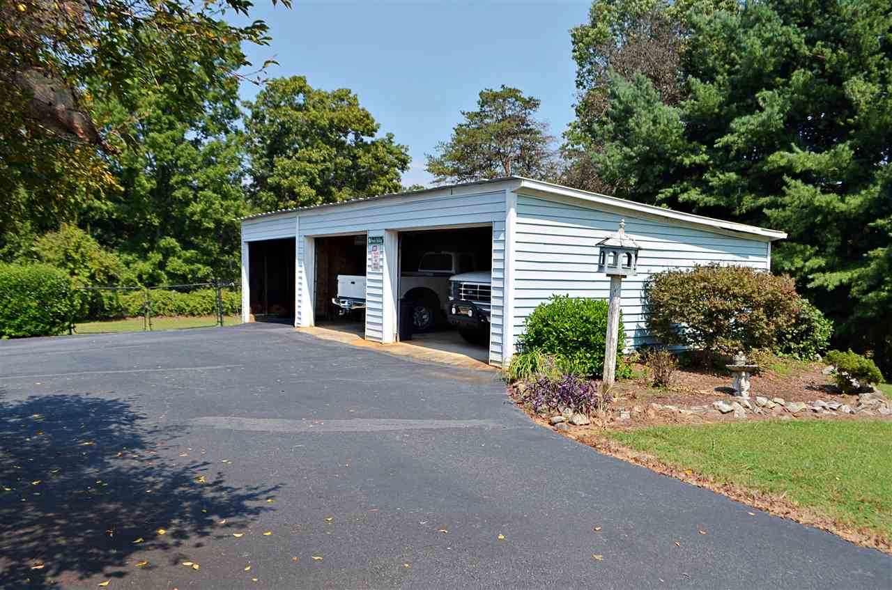 710 Highway 14 Landrum, SC 29356 - Photo 27 of 32 Gallery Image 27