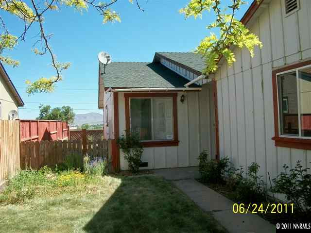 6475 Lotus Street Reno, NV 89506 - Photo 2 of 13 Photo 2
