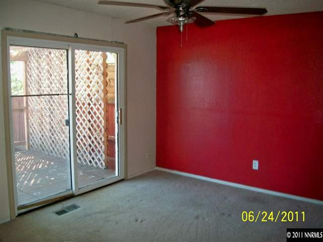 6475 Lotus Street Reno, NV 89506 - Photo 6 of 13 Photo 6