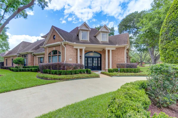 $1,097,000 | 13303 Brandywyne Court, Houston, TX 77077