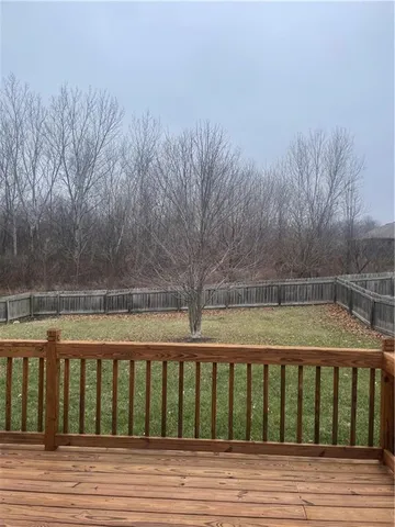 $2,300 | 544 North Old Mill Road, Independence, MO 64056