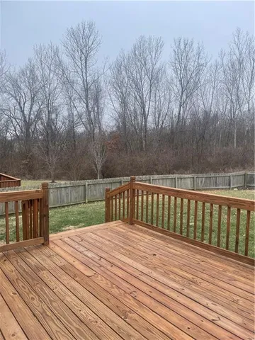 $2,300 | 544 North Old Mill Road, Independence, MO 64056