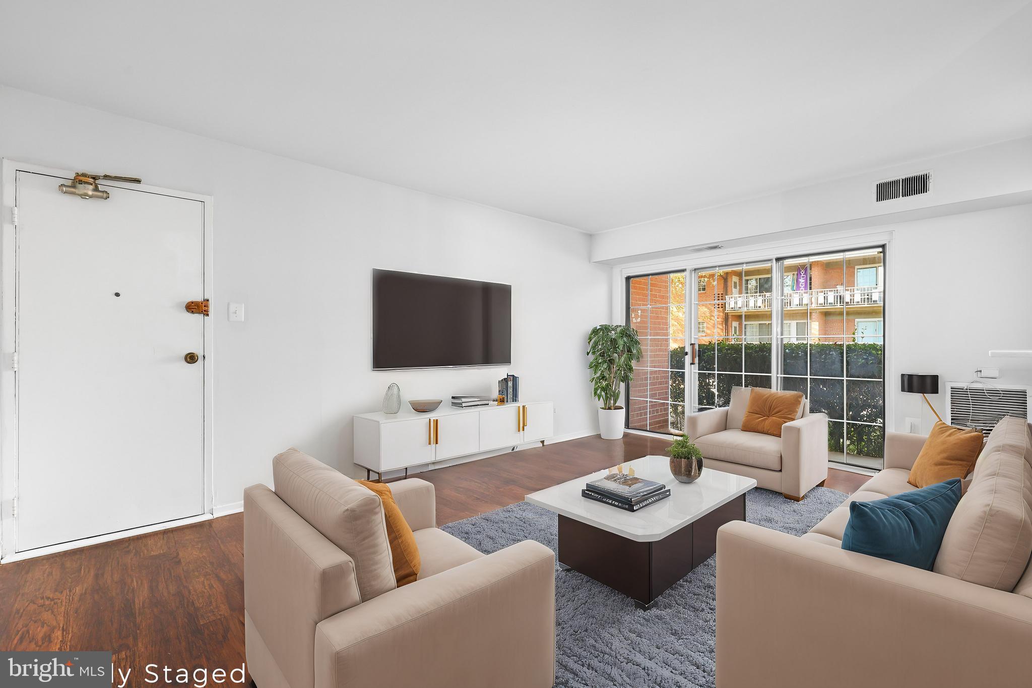 5605 Franconia Road, Unit 9201 Alexandria, VA 22310 - Photo 1 of 21