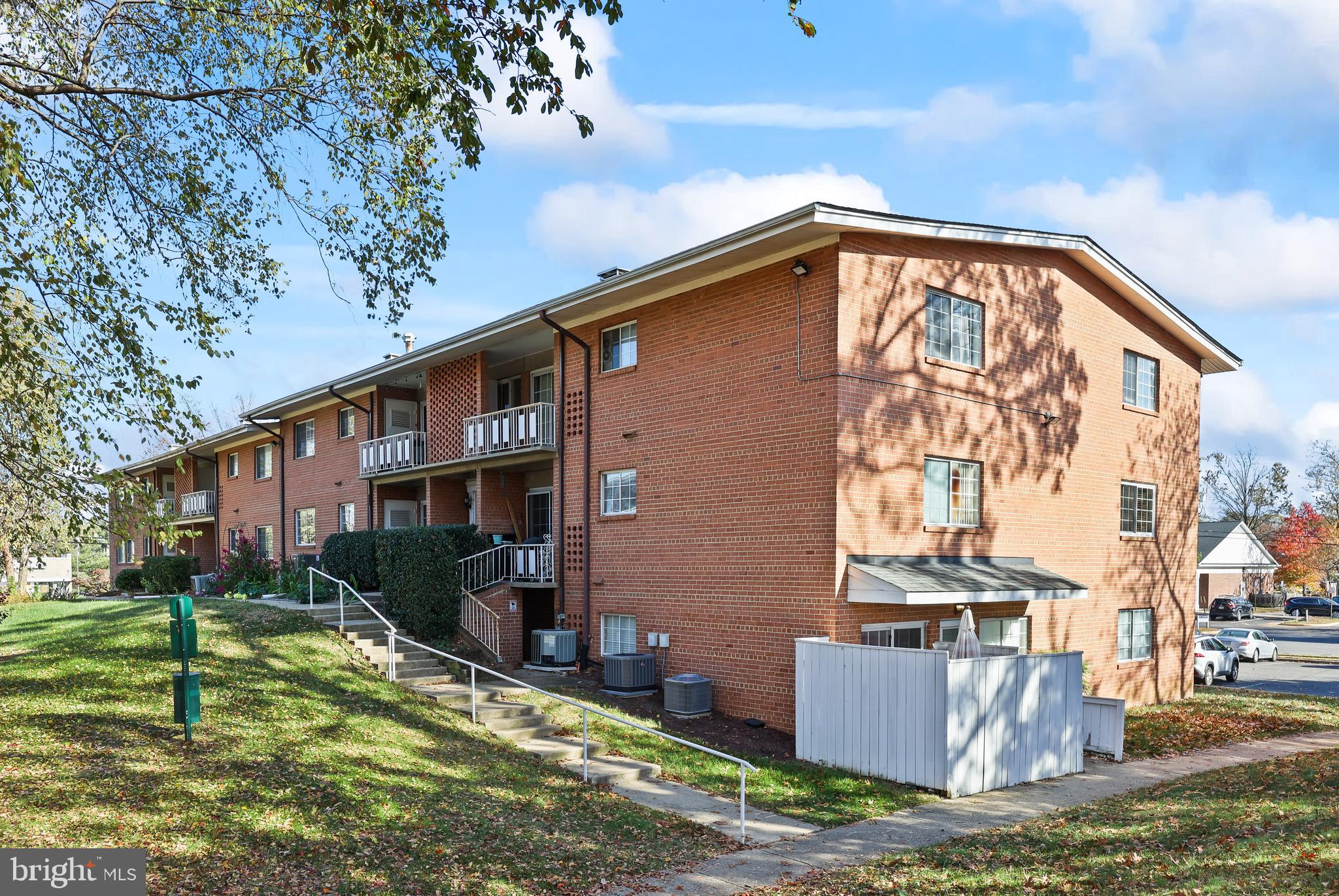 5605 Franconia Road, Unit 9201 Alexandria, VA 22310 - Photo 20 of 21