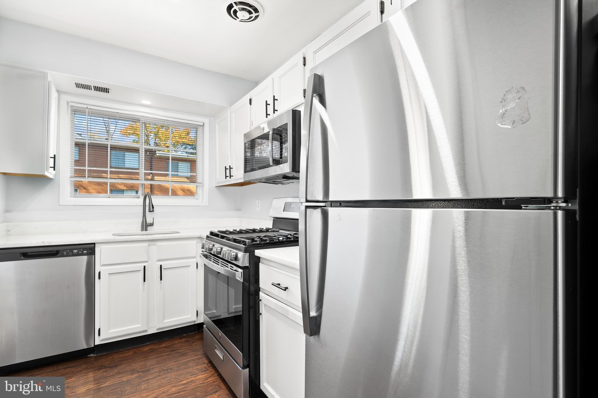 5605 Franconia Road, Unit 9201 Alexandria, VA 22310 - Photo 10 of 21