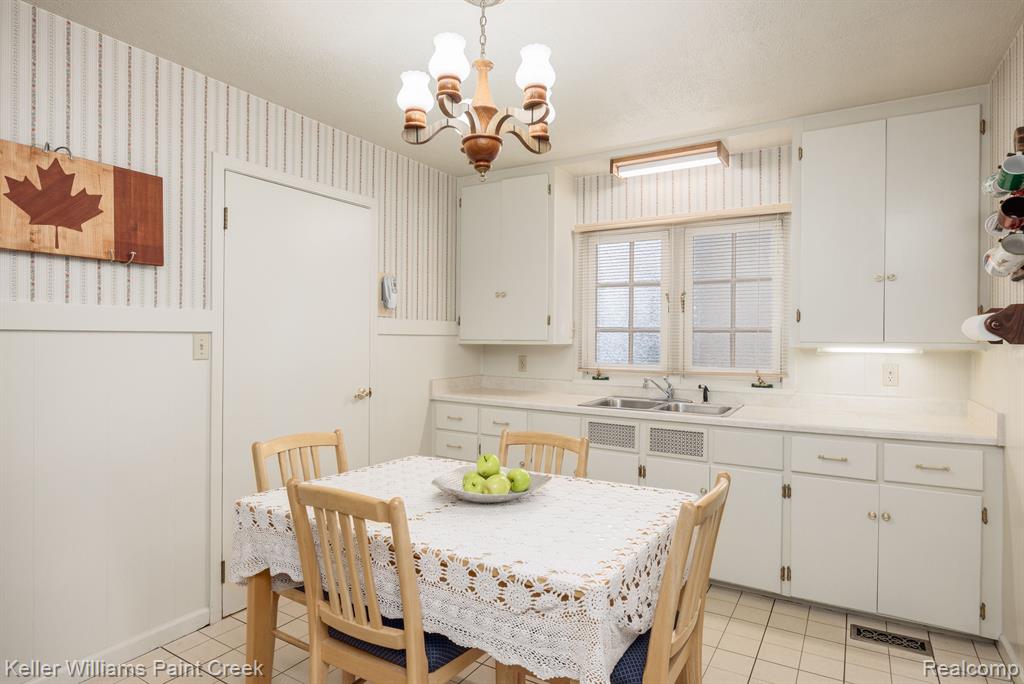 420 East Street Rochester, MI 48307 - Photo 14 of 35