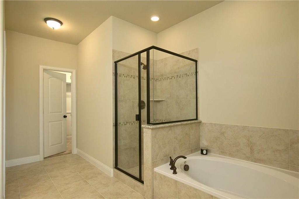 4108 Riverside Drive Flower Mound, TX 75028 - Photo 16 of 23 Primary Ensuite Bath