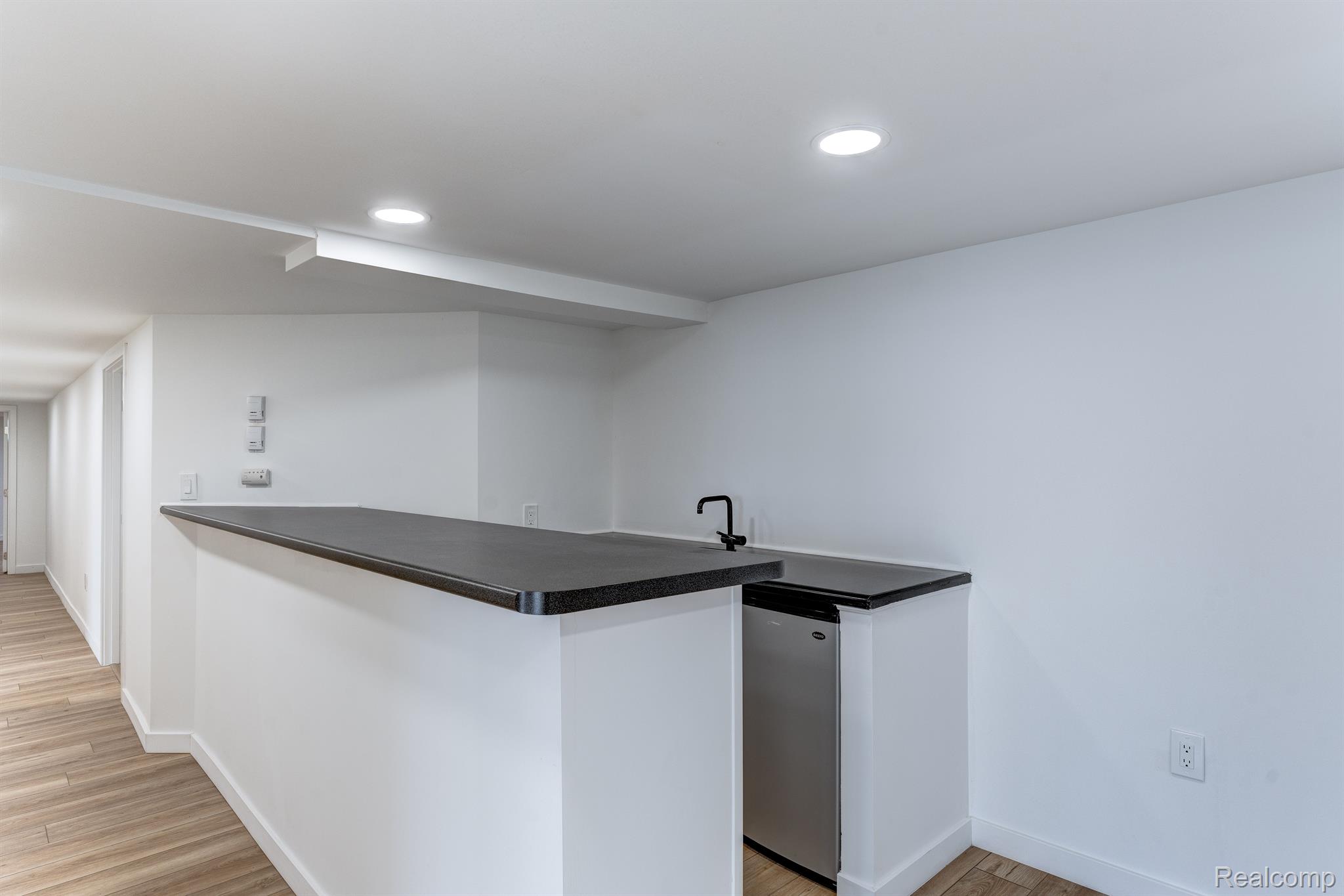 4851 Commerce Road West Bloomfield, MI 48324 - Photo 46 of 71 Gallery Image 46