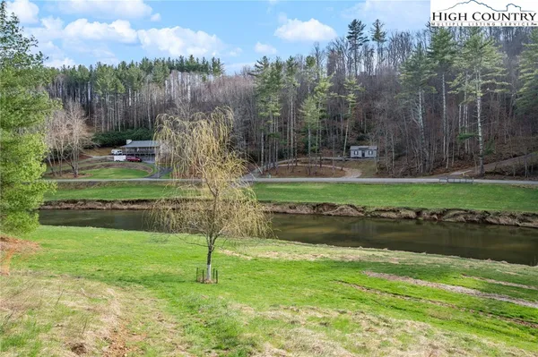 $1,325,000 | 548 Green Meadows Drive, Todd, NC 28684