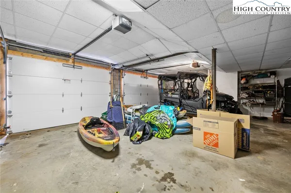 $1,325,000 | 548 Green Meadows Drive, Todd, NC 28684