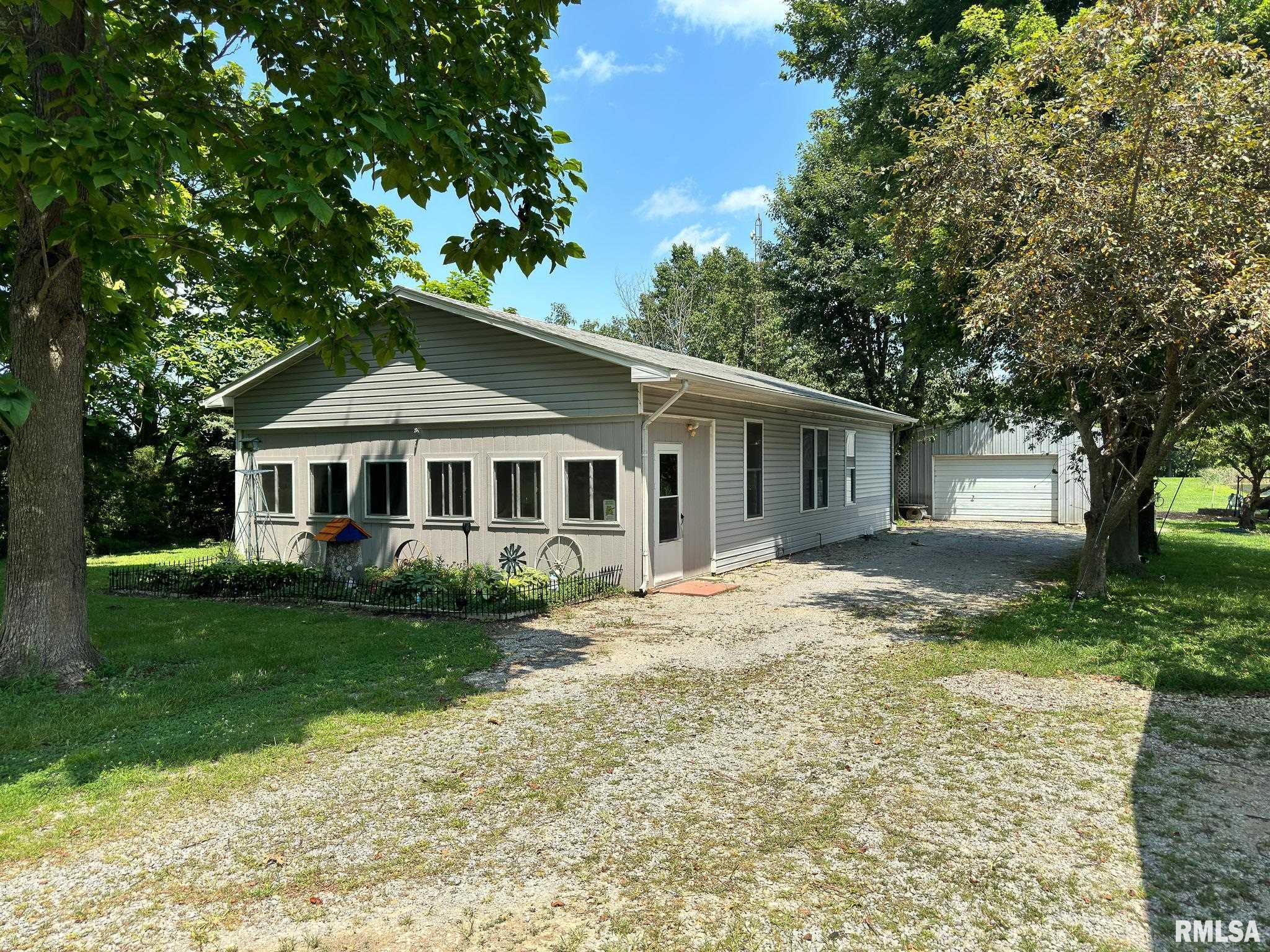 2376 County Road 940 Rinard, IL 62878 - Photo 1 of 36