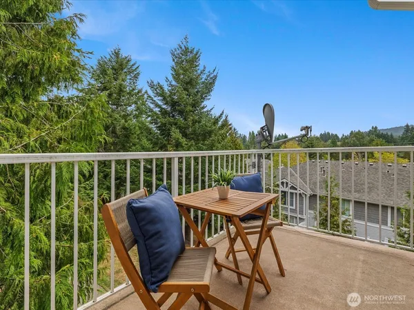 $639,900 | 5256 236th Place Southeast, Unit 243, Issaquah, WA 98029