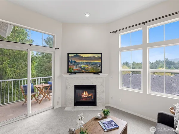 $639,900 | 5256 236th Place Southeast, Unit 243, Issaquah, WA 98029