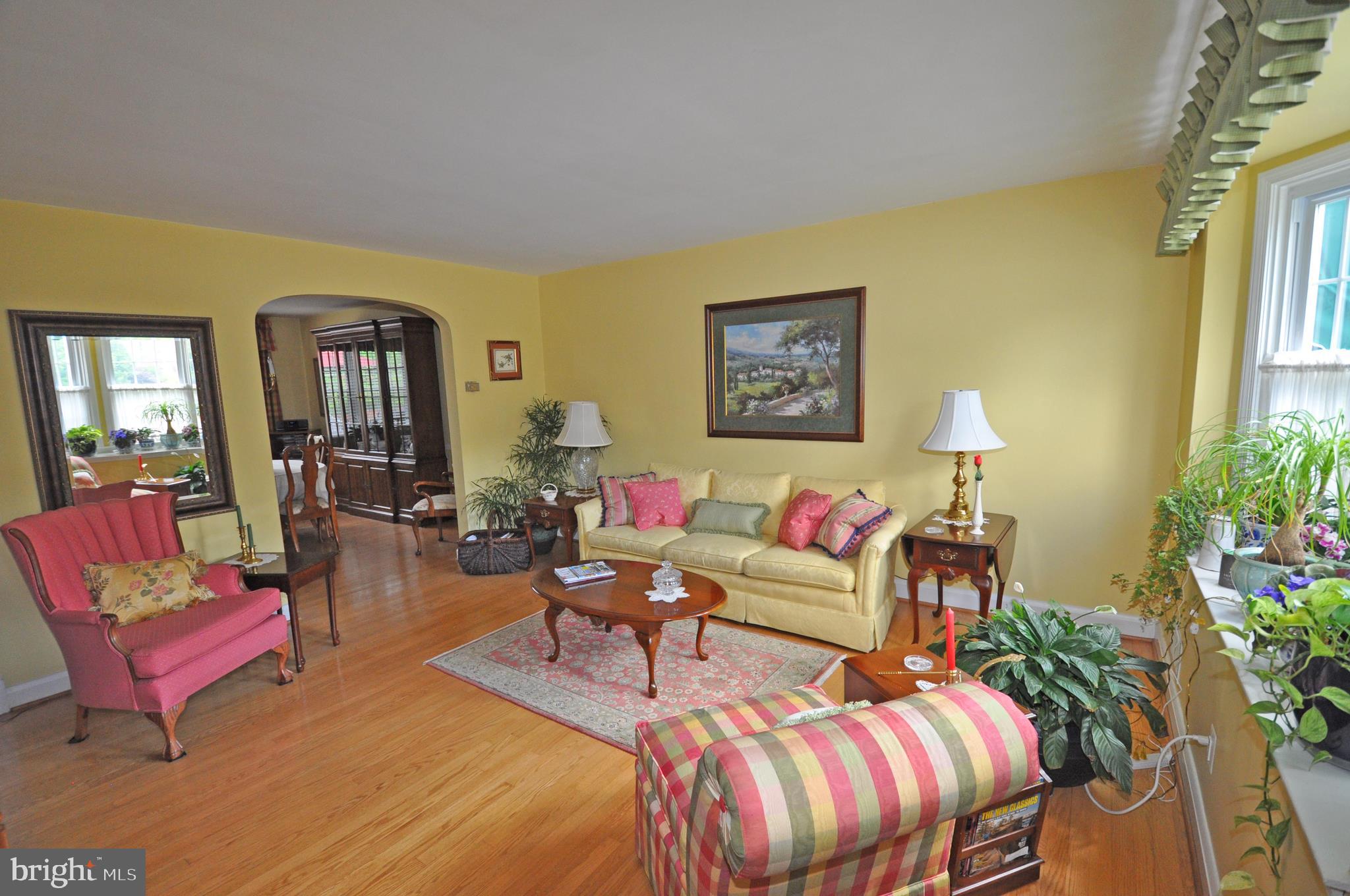 164 Brandon Road Baltimore, MD 21212 - Photo 17 of 33 Living Room