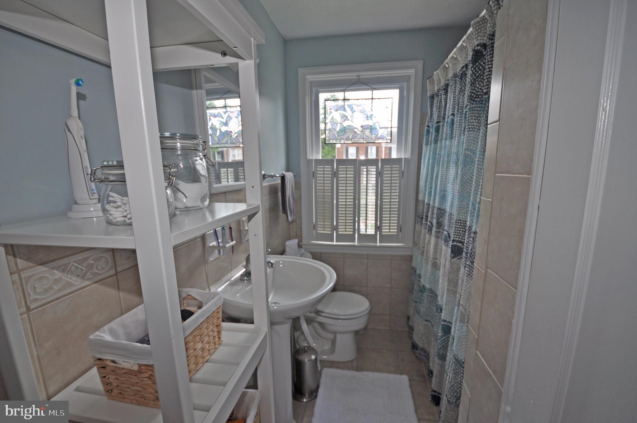 164 Brandon Road Baltimore, MD 21212 - Photo 27 of 33 Bathroom