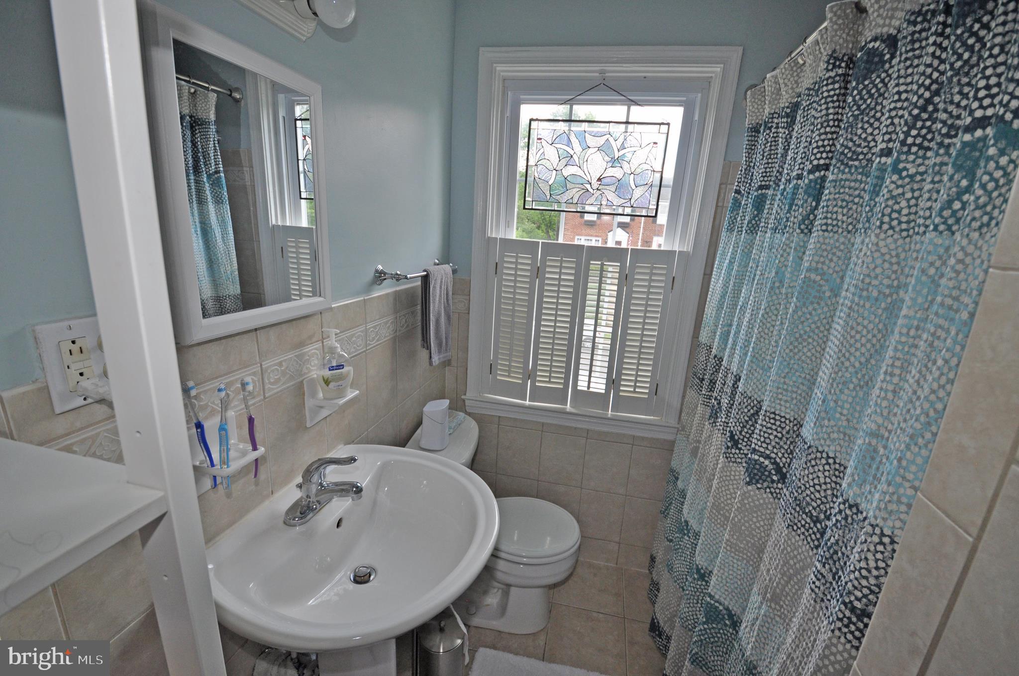 164 Brandon Road Baltimore, MD 21212 - Photo 28 of 33 Bathroom