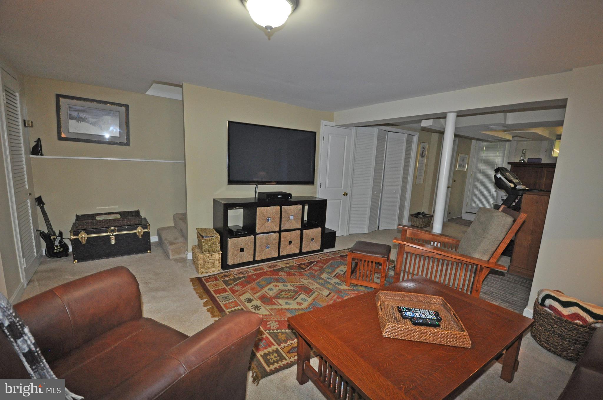164 Brandon Road Baltimore, MD 21212 - Photo 32 of 33 Family Room