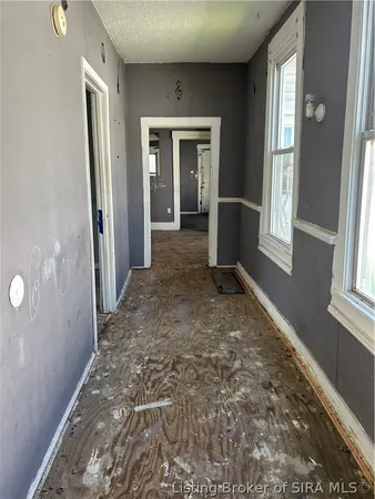 $90,000 | 1135 Chartres Street, New Albany, IN 47150