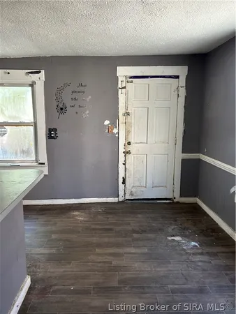 $90,000 | 1135 Chartres Street, New Albany, IN 47150