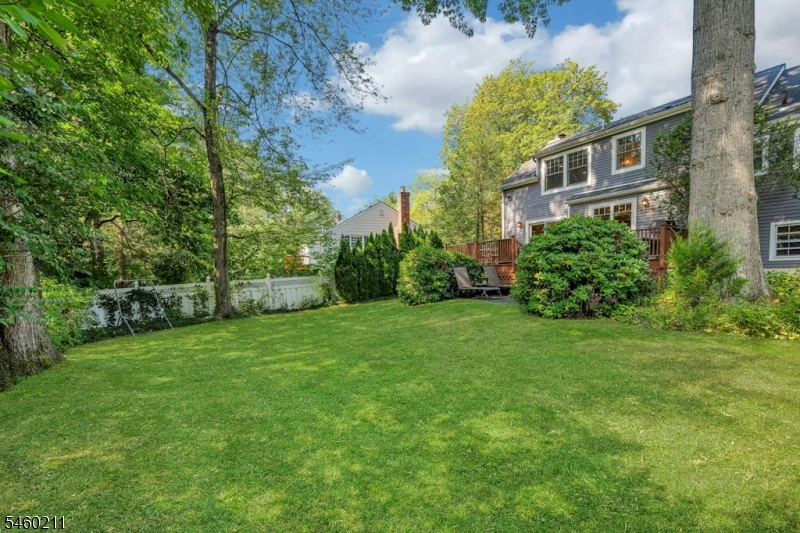 260 Ashland Road Summit, NJ 07901 - Photo 27 of 32 Gallery Image 27