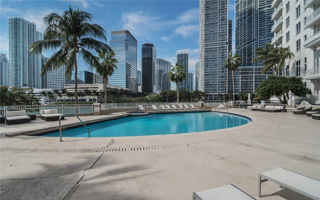 701 Brickell Key Boulevard, Unit 905 Miami, FL 33131 - Photo 22 of 34 Photo 22
