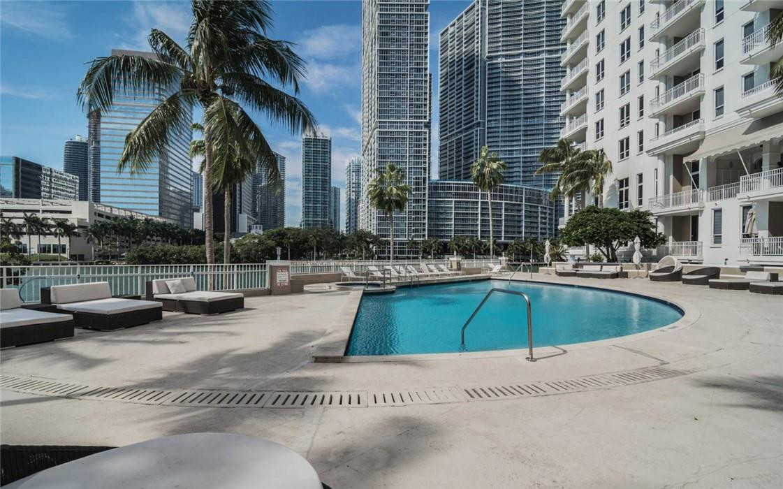 701 Brickell Key Boulevard, Unit 905 Miami, FL 33131 - Photo 23 of 34 Photo 23