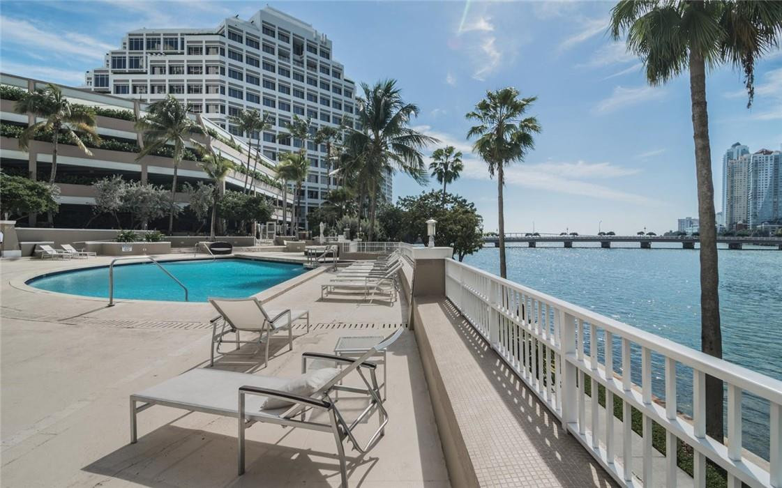 701 Brickell Key Boulevard, Unit 905 Miami, FL 33131 - Photo 28 of 34 Photo 28