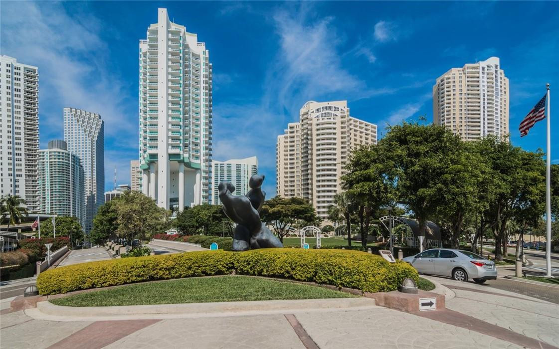 701 Brickell Key Boulevard, Unit 905 Miami, FL 33131 - Photo 34 of 34 Photo 34