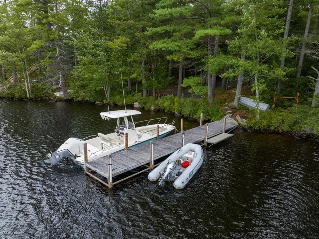 $1,650,000 | 27 First Pt Road, Moultonborough, NH 03254