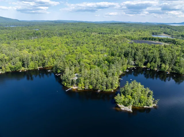 $1,650,000 | 27 First Pt Road, Moultonborough, NH 03254