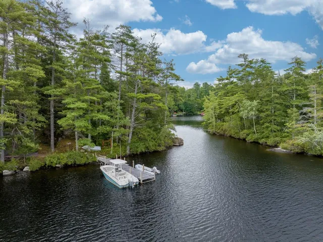 $1,650,000 | 27 First Pt Road, Moultonborough, NH 03254