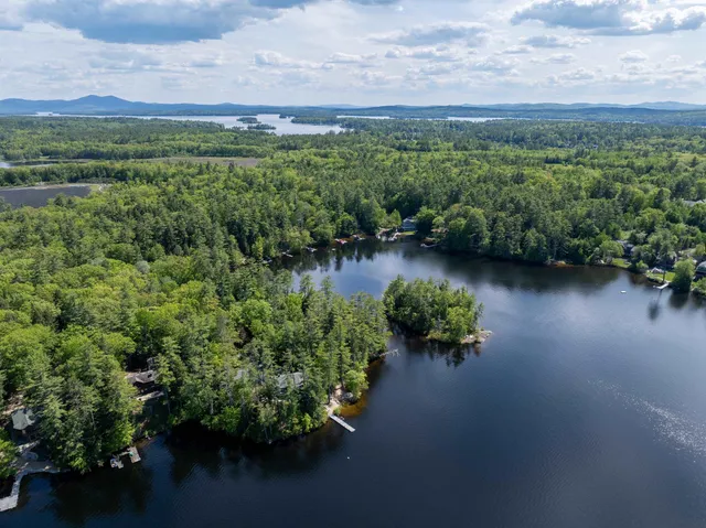 $1,650,000 | 27 First Pt Road, Moultonborough, NH 03254