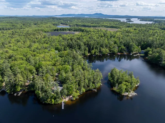 $1,650,000 | 27 First Pt Road, Moultonborough, NH 03254