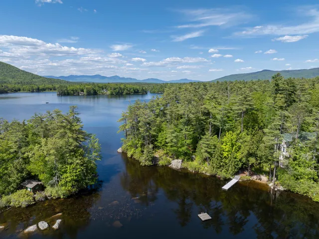 $1,650,000 | 27 First Pt Road, Moultonborough, NH 03254