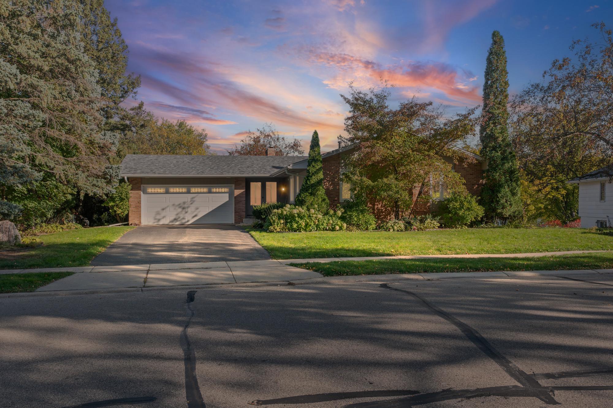 10243 Rich Road Bloomington, MN 55437 - Photo 2 of 48 Gallery Image 2
